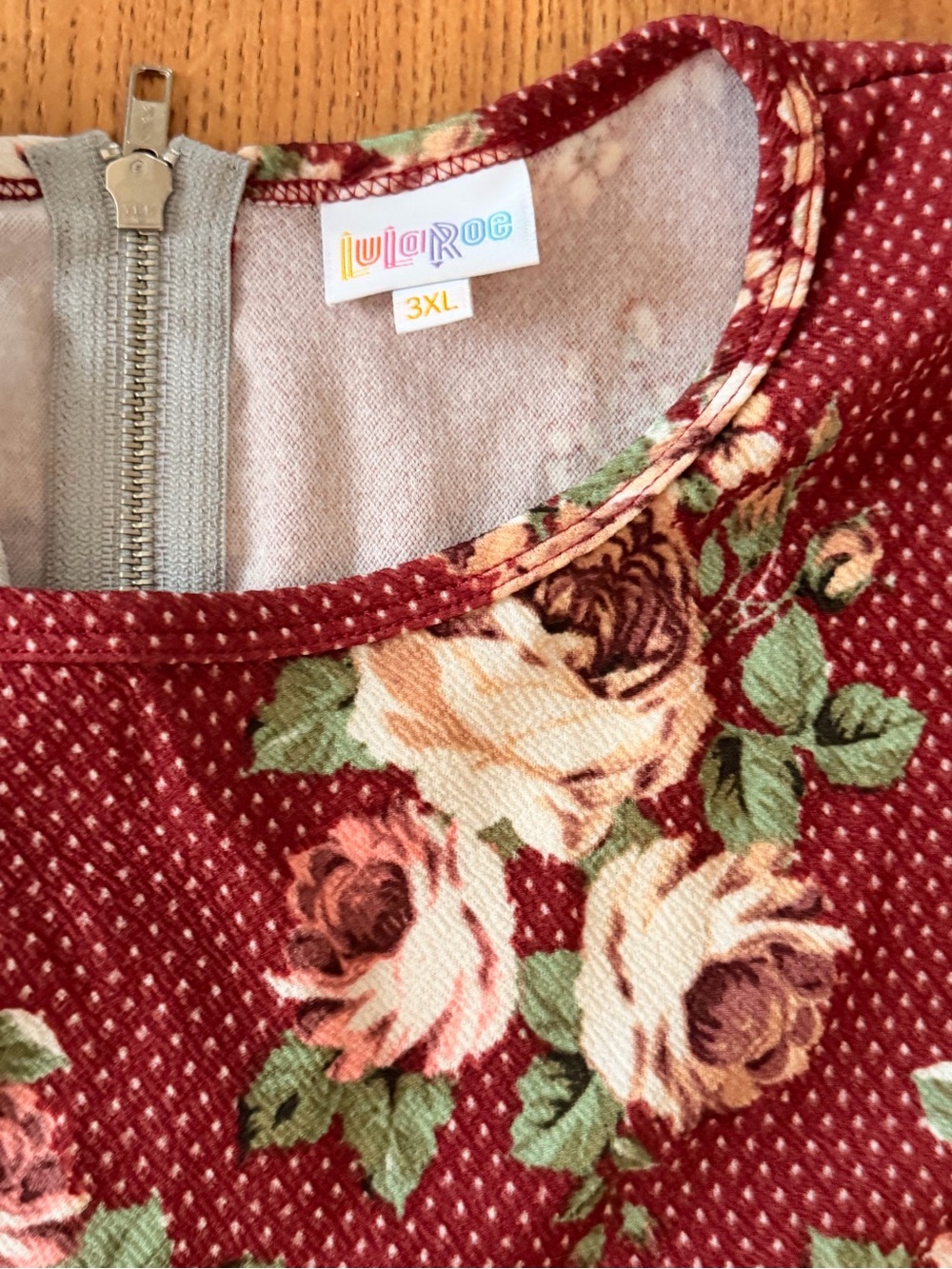 LuLaRoe Amelia 🤍 - Picture 3 of 3